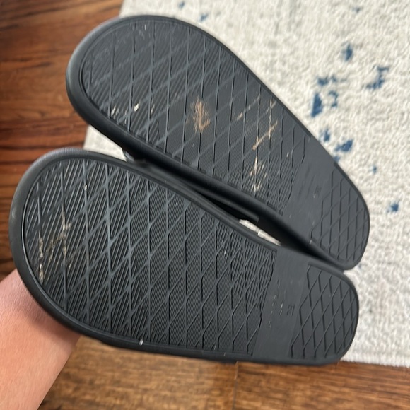 Anine Bing Black Rubber Slide Sandals Size 38 / US 8 - Picture 4 of 5